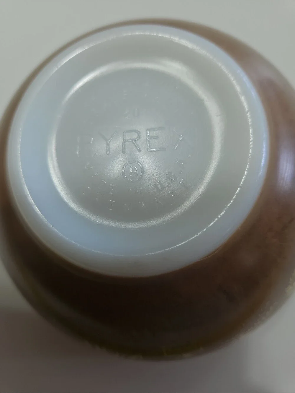 PYREX Vintage Early American Cindrella 1.5 Pint Brown & Gold Bowl #441